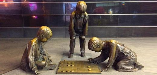 Lie With Dogs, Get Fleas